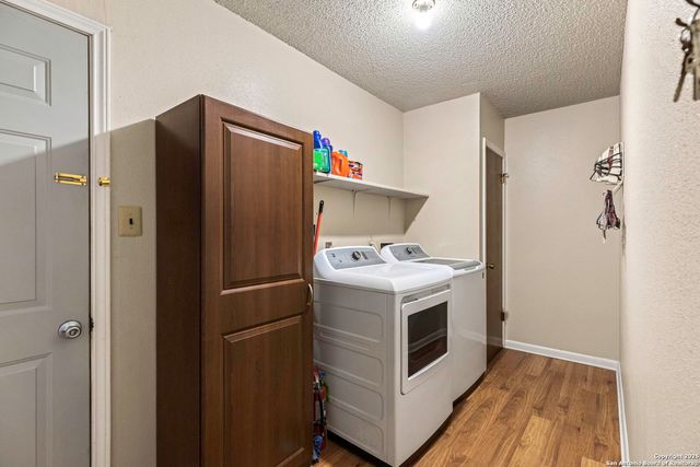 171 Big Oak Drive, Adkins, TX 78101