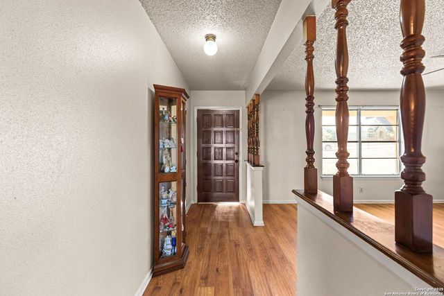 171 Big Oak Drive, Adkins, TX 78101