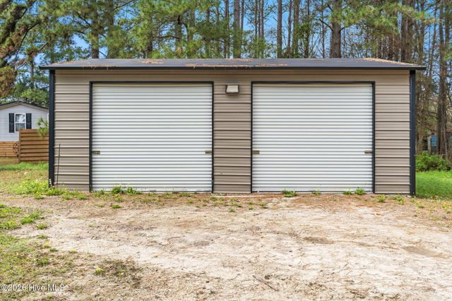 1396 Stanley Road SW, Supply, NC 28462