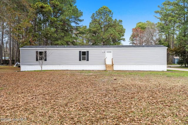1396 Stanley Road SW, Supply, NC 28462