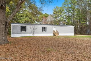 1396 Stanley Road SW, Supply, NC 28462