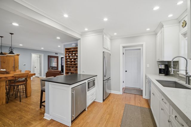 1319 Tyrell Avenue, Park Ridge, IL 60068