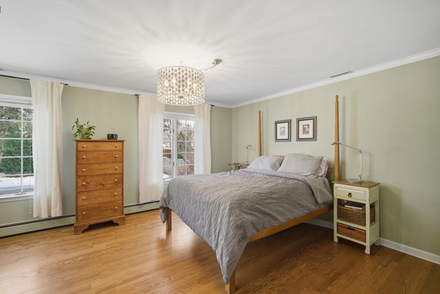 1319 Tyrell Avenue, Park Ridge, IL 60068