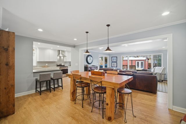 1319 Tyrell Avenue, Park Ridge, IL 60068