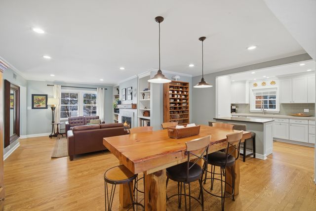 1319 Tyrell Avenue, Park Ridge, IL 60068