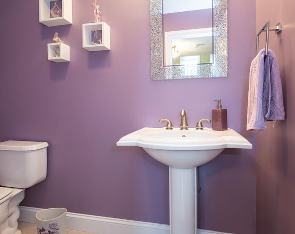 25 Clearview Cir # A, Hudson, NH 03051