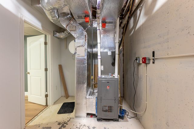 25 Clearview Cir # A, Hudson, NH 03051