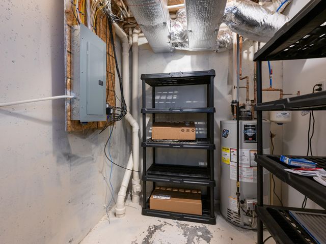 25 Clearview Cir # A, Hudson, NH 03051