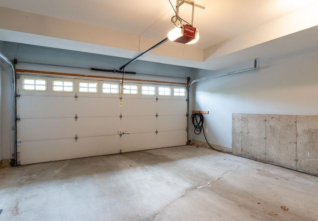 25 Clearview Cir # A, Hudson, NH 03051