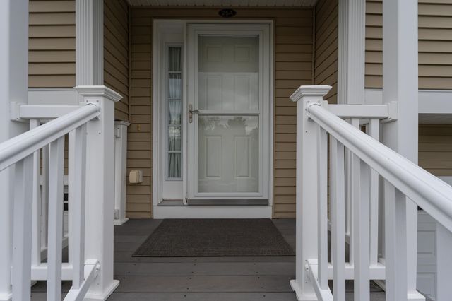 25 Clearview Cir # A, Hudson, NH 03051