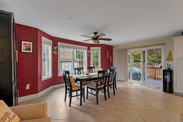 25 Clearview Cir # A, Hudson, NH 03051