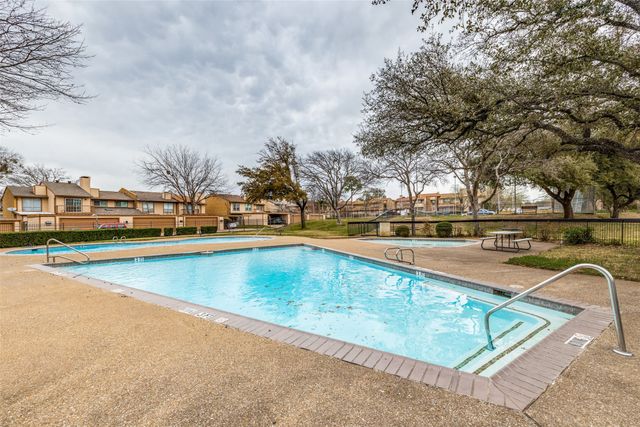2016 Westbain Drive, Arlington, TX 76015