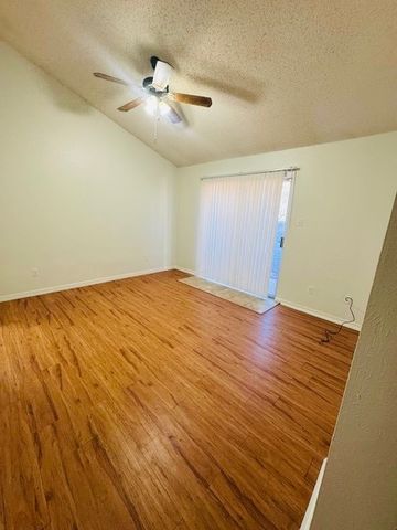 2016 Westbain Drive, Arlington, TX 76015