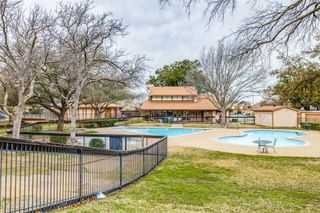 2016 Westbain Drive, Arlington, TX 76015