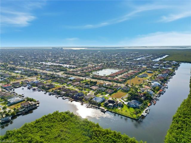 2825 SW 47th TER, Cape Coral, FL 33914