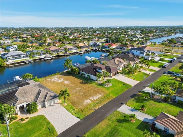 2825 SW 47th TER, Cape Coral, FL 33914