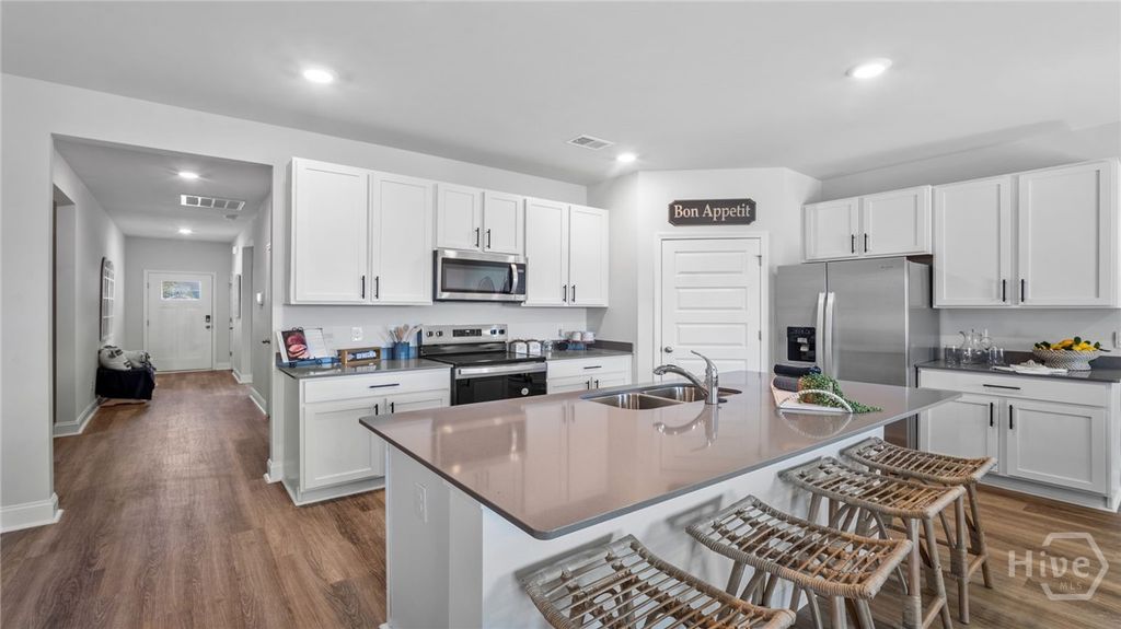 Image 9 of property listing at 108 Sumter Street, Guyton, GA 31312