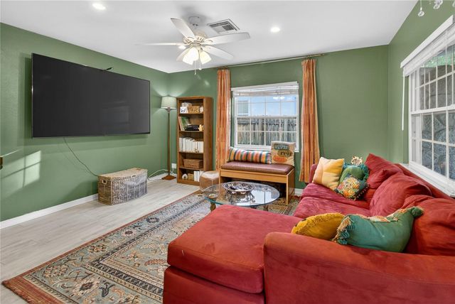 5021 37TH AVENUE N, St Petersburg, FL 33710