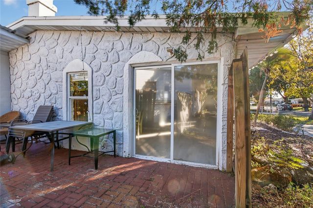 5021 37TH AVENUE N, St Petersburg, FL 33710