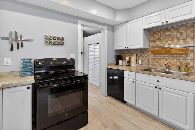 5021 37TH AVENUE N, St Petersburg, FL 33710