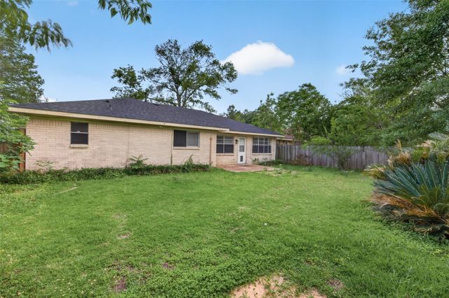 12818 Westella Drive, Houston, TX 77077