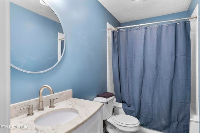 6721 Creekhead Drive, Knoxville, TN 37909