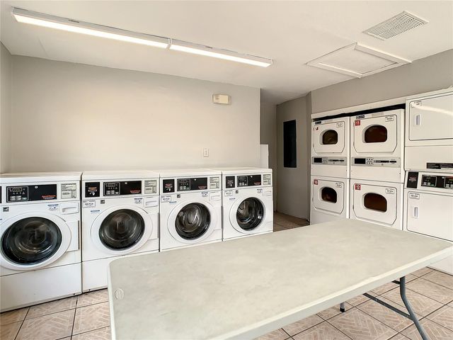 4724 WALDEN CIRCLE 1532, Orlando, FL 32811