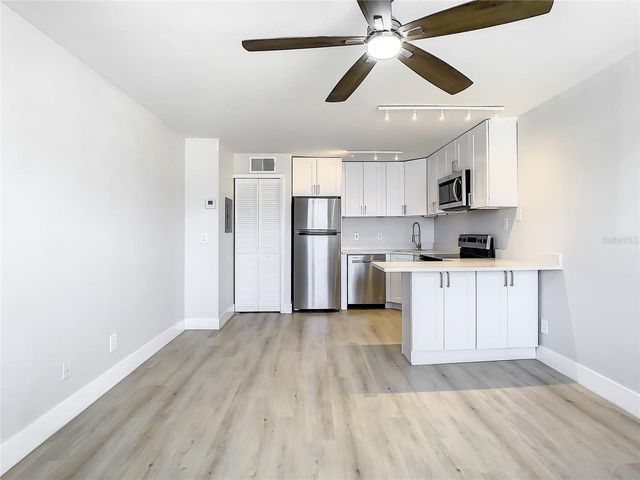 4724 WALDEN CIRCLE 1532, Orlando, FL 32811