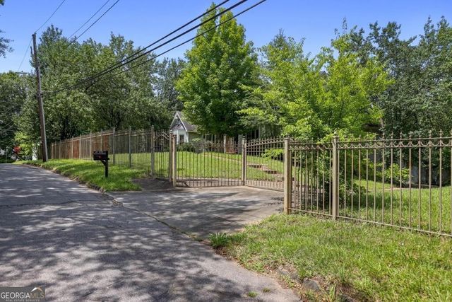 1917 Defoor Avenue, Atlanta, GA 30318