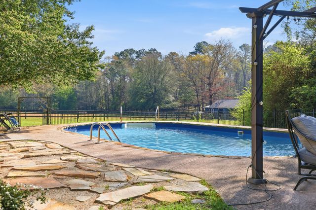3725 Lone Oak Drive, Aiken, SC 29803