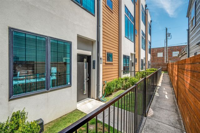 1910 Caddo Street B102, Dallas, TX 75204