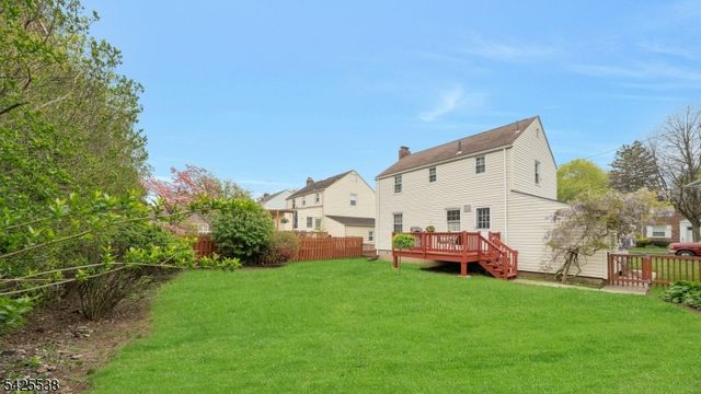 17 Brookdale Rd, Bloomfield Twp., NJ 07003