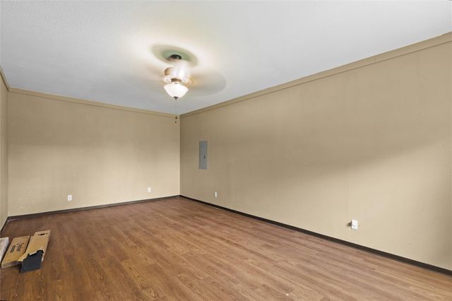 10973 Longstreet Road, Willis, TX 77318