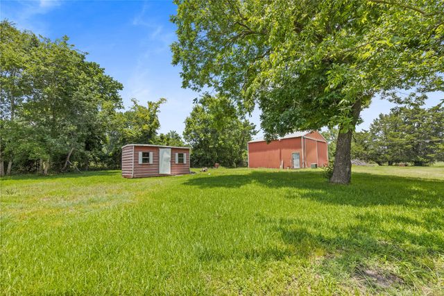 10973 Longstreet Road, Willis, TX 77318