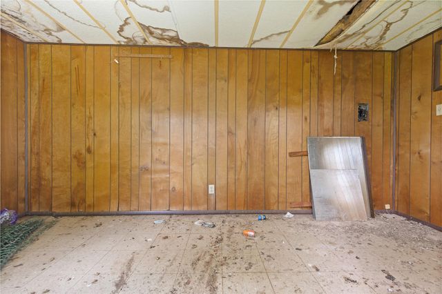 10973 Longstreet Road, Willis, TX 77318