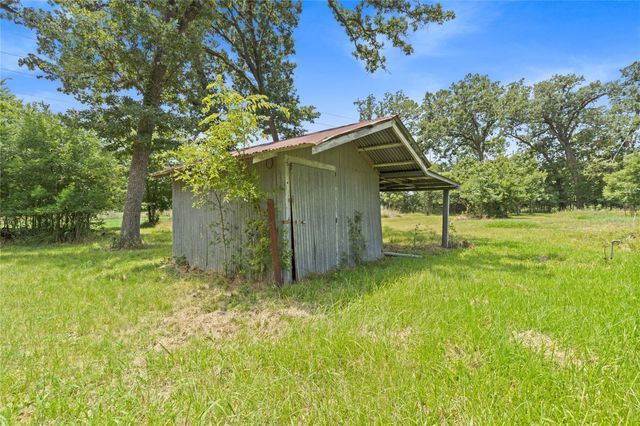 10973 Longstreet Road, Willis, TX 77318