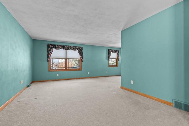 3050 HUNTERS PLACE, Oshkosh, WI 54904