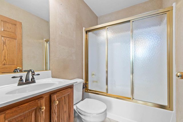 3050 HUNTERS PLACE, Oshkosh, WI 54904