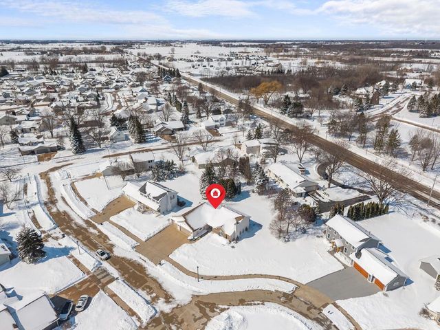 3050 HUNTERS PLACE, Oshkosh, WI 54904