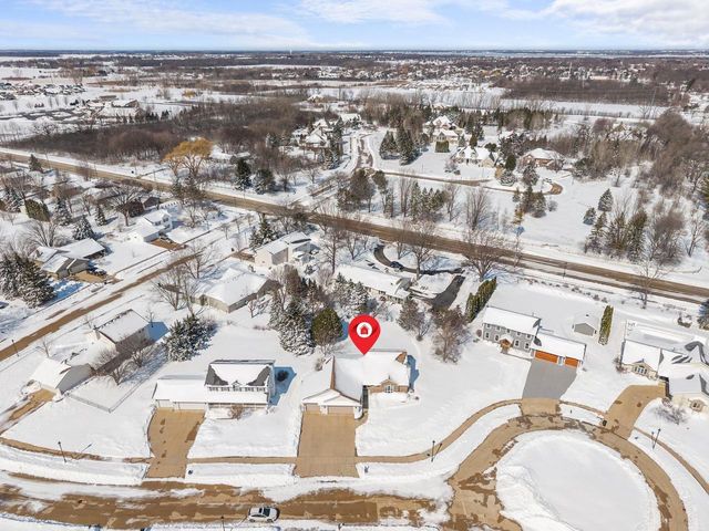 3050 HUNTERS PLACE, Oshkosh, WI 54904