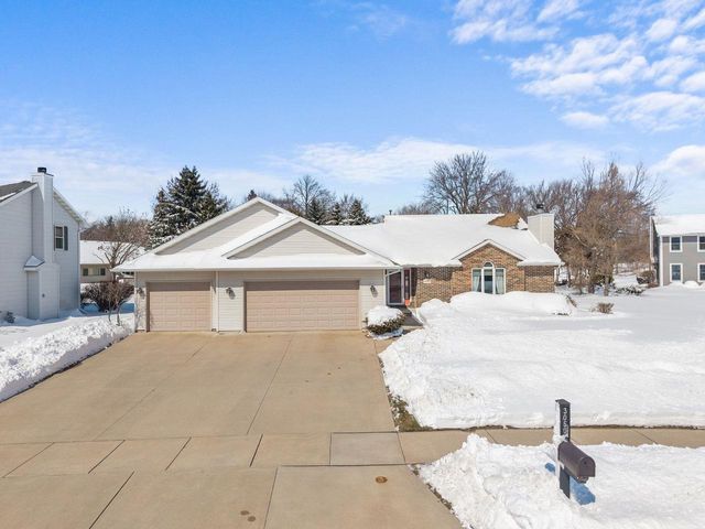 3050 HUNTERS PLACE, Oshkosh, WI 54904