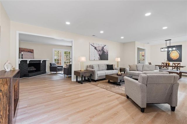 2605 Woodland Road, Mobile, AL 36693