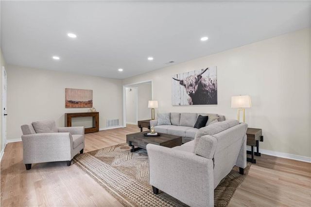 2605 Woodland Road, Mobile, AL 36693