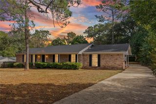 2605 Woodland Road, Mobile, AL 36693