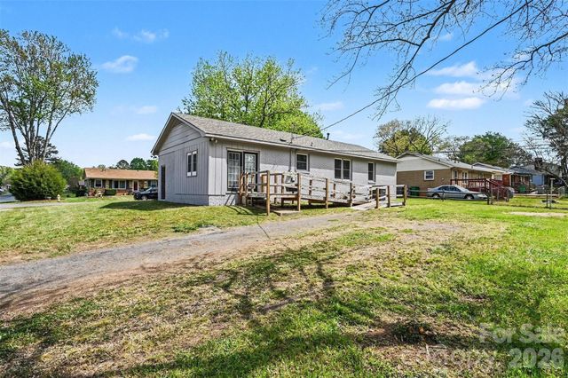 2917 Dalecrest Drive, Charlotte, NC 28269