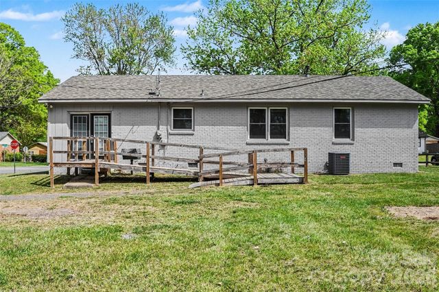 2917 Dalecrest Drive, Charlotte, NC 28269