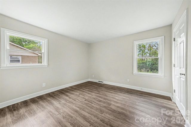 2917 Dalecrest Drive, Charlotte, NC 28269