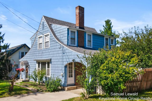 213 E Milham Avenue, Portage City, MI 49002