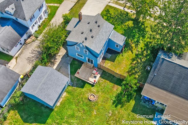 213 E Milham Avenue, Portage City, MI 49002
