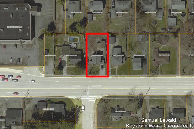 213 E Milham Avenue, Portage City, MI 49002